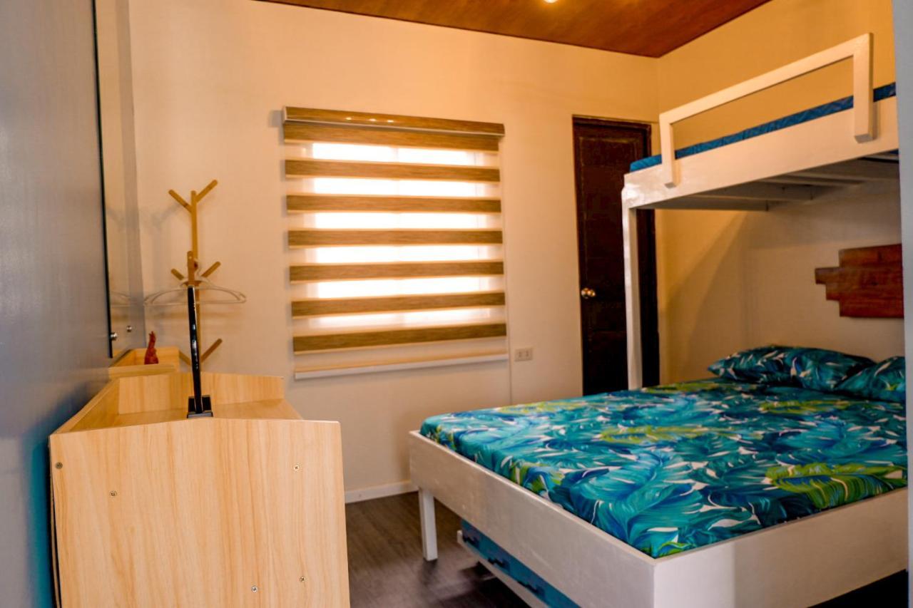 Puffer Isle Resort Dingalan Exterior foto